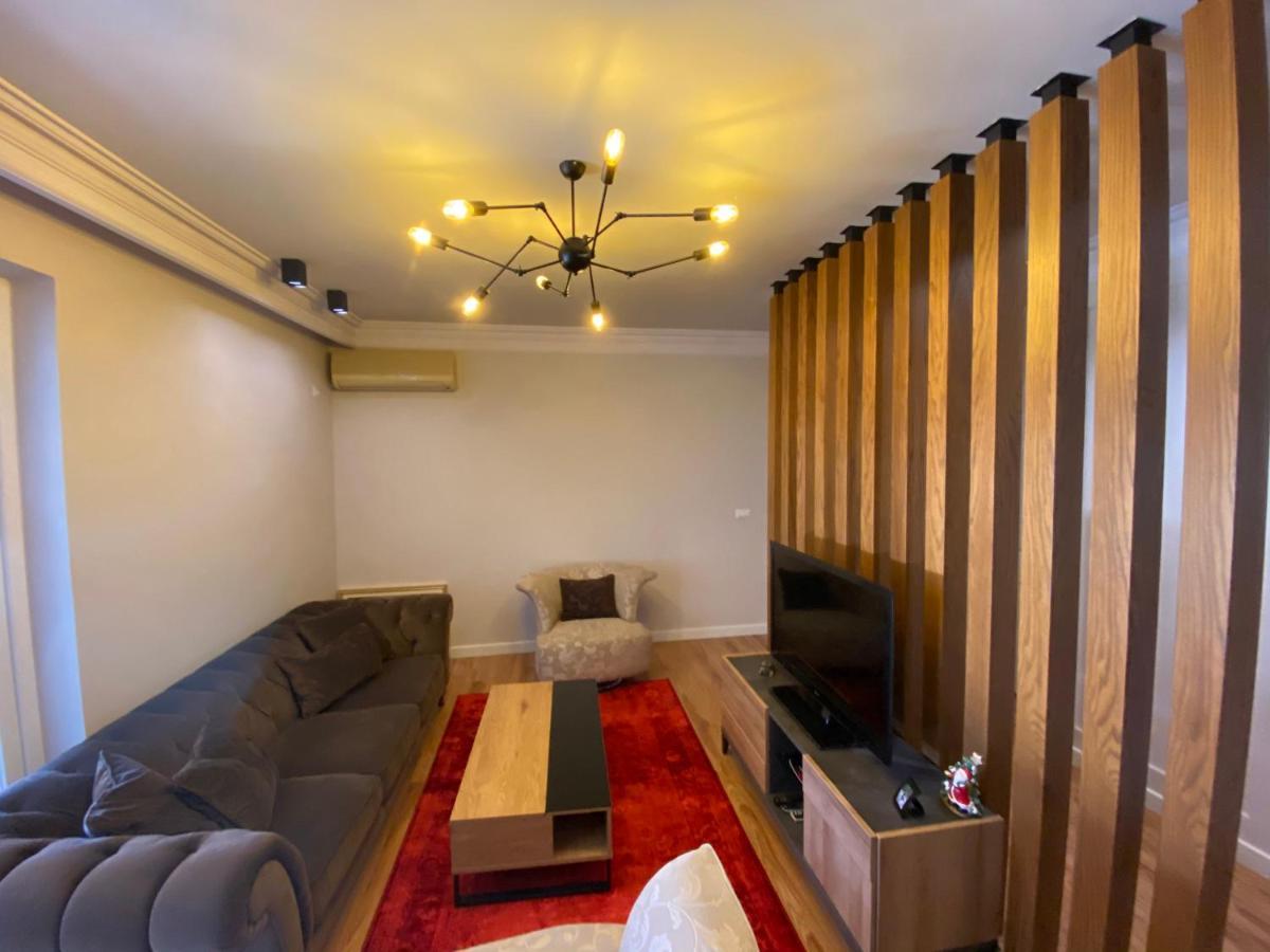 Mel'S Place Tirana Zewnętrze zdjęcie
